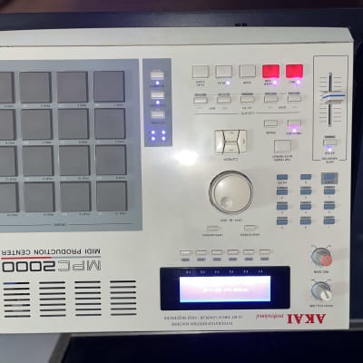 Akai MPC2000 - New LCD - Maxed RAM - All New Tact switches & Button LEDs & more image 8