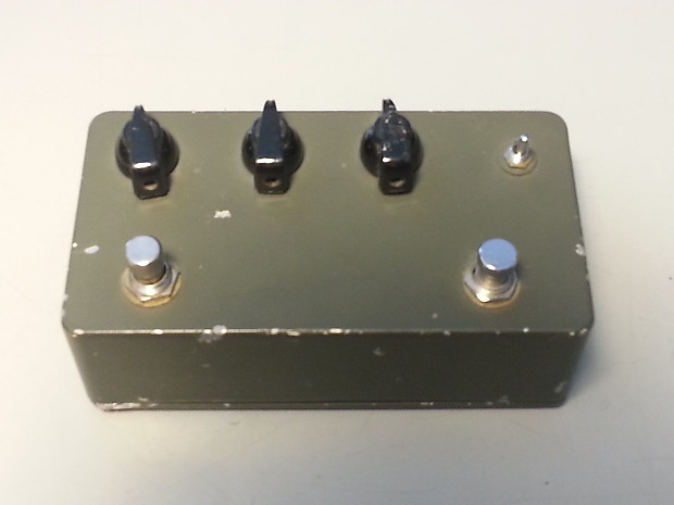 Fulltone Ultimate Octave Fuzz Guitar Effect Pedal EARLY Fulltone Ultimate Octave Fuzz Guitar Effect Pedal EARLY