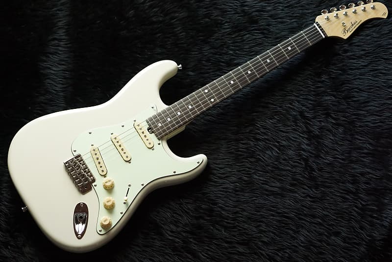 Bacchus BST-650B/M 美品！ Bacchus Global BST 650B - candy apple red Str shape electric
