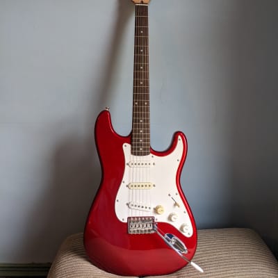 Squier Affinity Series Stratocaster with Rosewood Fretboard 2004 - 2013 - Metallic Red image 2