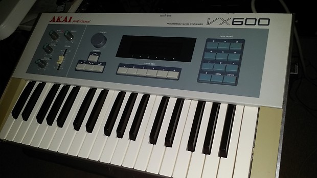 Akai VX600