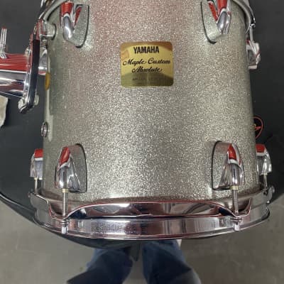 Yamaha  Maple Custom Absolute 22”,14”,10” drum shell pack  Silver sparkle lacquer image 10