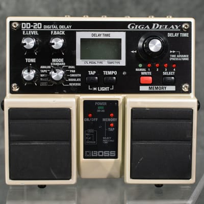 Boss DD-20 Giga Delay | Reverb