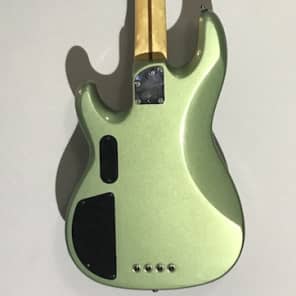 Very Nice Fender  Zone Deluxe  2002 Sparking Green Active  Bass guitar image 3