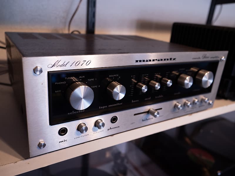 Marantz 1070