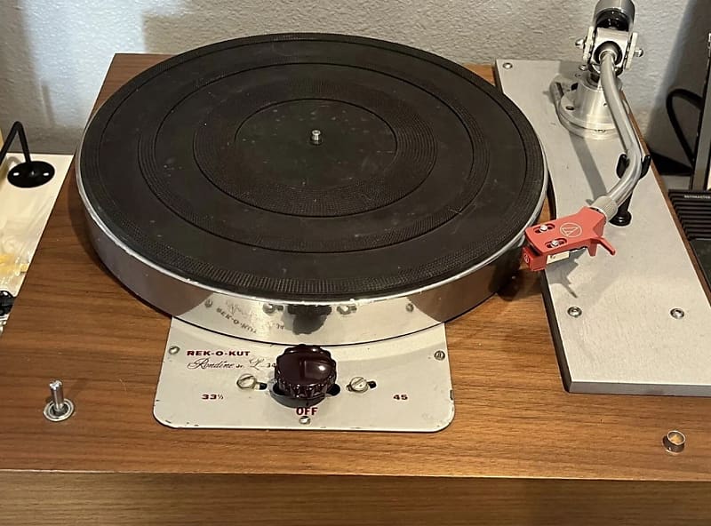 Rek-O-Kut Jr L-34 Turntable with Ortofon tone arm  			