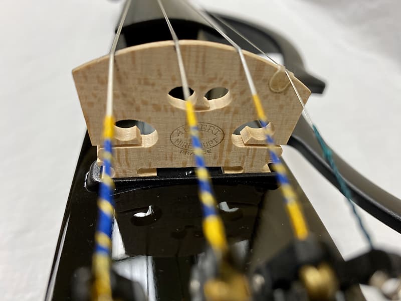 Yamaha SV130 Black Electric 'Silent Violin' | Reverb Yamaha SV130 Black Electric 'Silent Violin' | Reverb