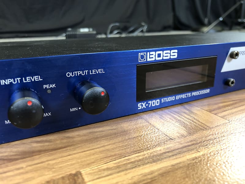 BOSS SX-700　マルチエフェクター　　ボス Yahoo!オークション -「sx-700 boss」の落札相場・落札価格