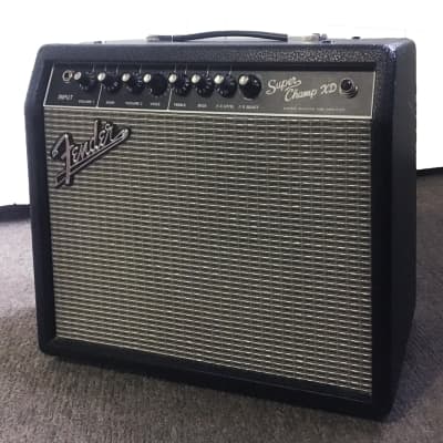 Fender Super Champ XD 2-Channel 15-Watt 1x10