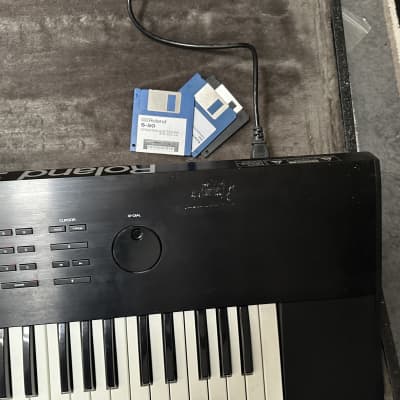 Roland S-50 61-Key Digital Sampling Keyboard 1986 - 1990 - Black