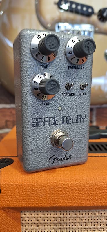 Fender Hammertone Space Delay