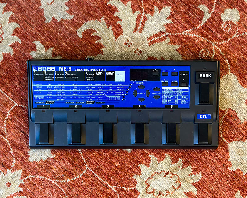 Boss ME-8