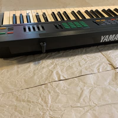 Yamaha PSR-16 80s FM synth | Reverb