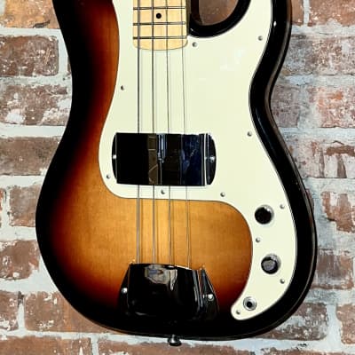 Mint 2016 Fender Precision 4 String P Bass, USA Custom Built. Amazing Bass Pro Setup Ships Fast ! for sale