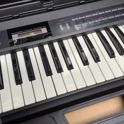 Roland Alpha Juno-1 49-Key Programmable Polyphonic Synthesizer 1985 - 1988 - Black image 8