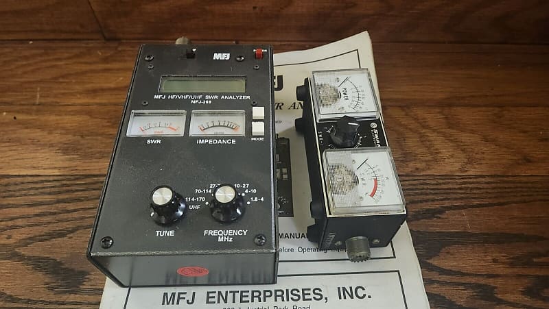 MFJ Enterprises Inc. HF/VHF/UHF SWR Analyzer MFJ-269 w/ Swan SWR-1