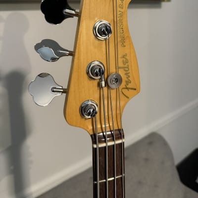 Fender American Ultra Precision Bass with Rosewood Fretboard - Mocha Burst image 12