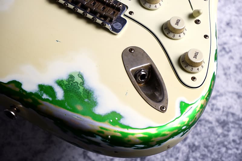 XSC-2 Master Grade Flame Maple Neck Heavy Aged ~Vintage White over Green  Paisley ~ #3200 3.53㎏ | Reverb