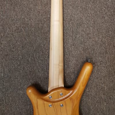Warwick 5-string Rock Bass Corvette $$ (Double Buck) bass guitar, Honey Violin Oil finish image 17
