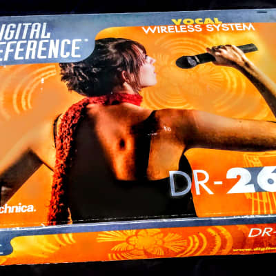 Boya BY-WM3U Digital Wireless Microphone System for | Reverb