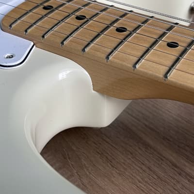 1997 Fender Jimi Hendrix Tribute Stratocaster image 9