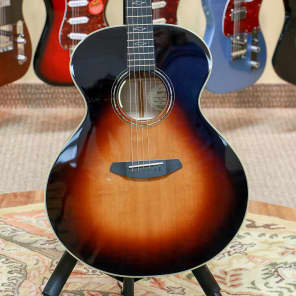 Breedlove Legacy Jumbo Acoustic Electric Guitar Gloss Tobacco Burst 2016 Reverb Canada