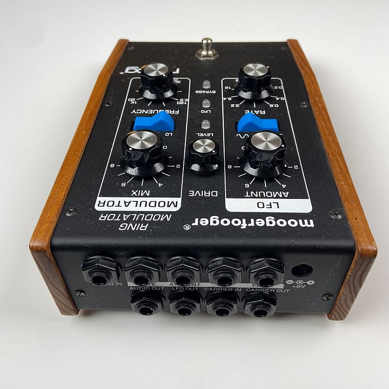 Moog Moogerfooger MF-102 Ring Modulator