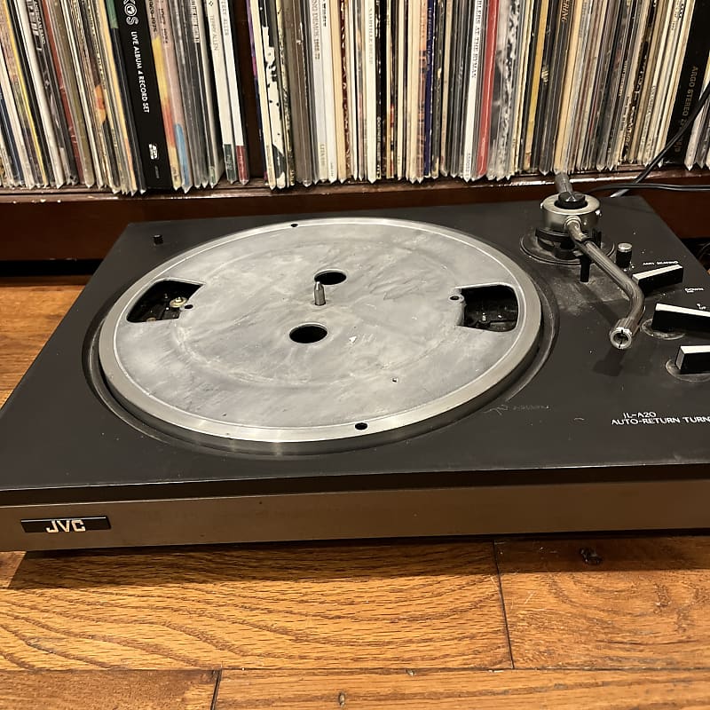 JVC JL-A20 Semi-Automatic Belt Drive Turnrable - Motor Spins, For Parts/Repair  			