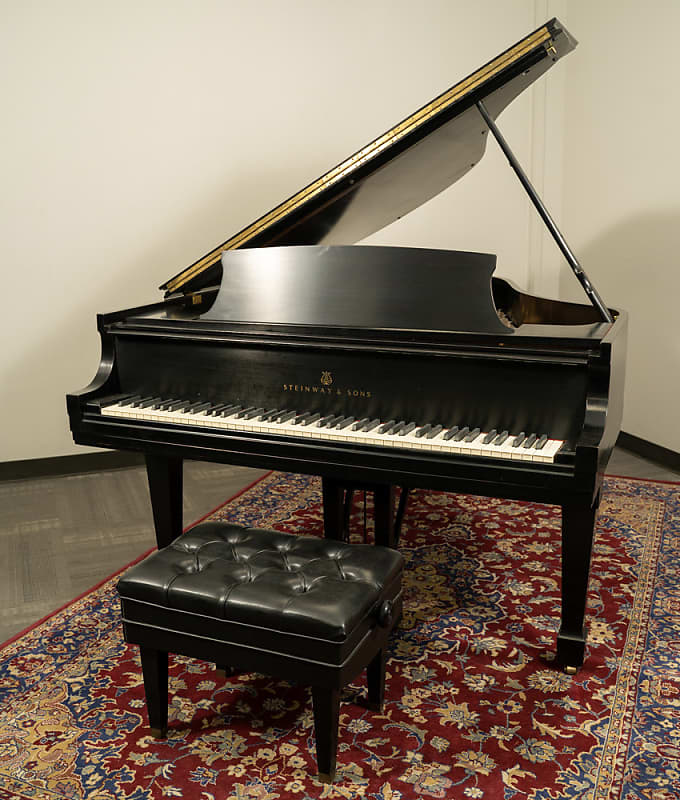 Steinway & Sons 5'7" Model M Grand Piano | Satin Ebony | SN: 466703 image 1