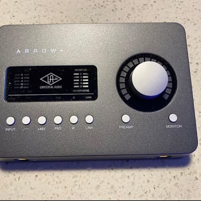 Universal Audio Arrow 2x4 Thunderbolt 3 Interface with Solo DSP Processor