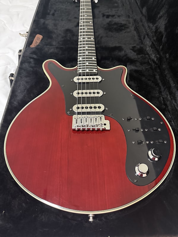 Burns Brian May Signature Red Special image 1