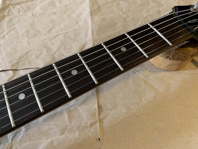 Epiphone SG G-310 1995 - Ebony Made in Korea Samick factory Epiphone SG G-310 1995 - Ebony Made in Korea Samick factory