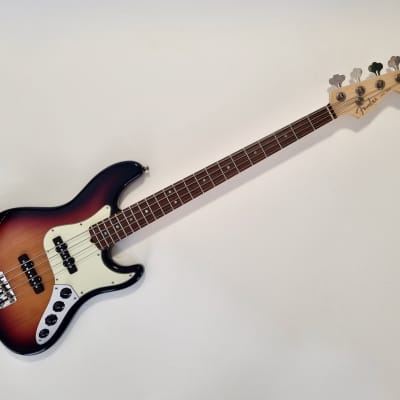 Fender American Deluxe Jazz Bass with Rosewood Fretboard 2009 3-Color Sunburst for sale