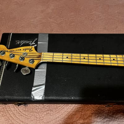 Fender Mustang Bass with Maple Fretboard 1975 - 1979 - Natural image 3