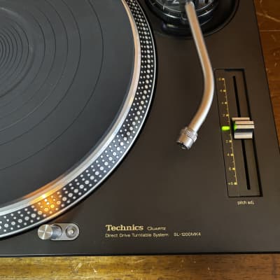 Technics SL-1200MK4 Black color Analog DJ Turntable w/ box image 4