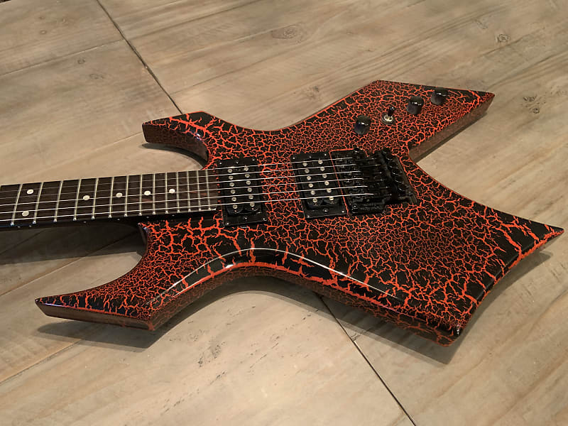 BC Rich y Netflix lanzan guitarra especial al estilo de Eddie Munson de Stranger  Things