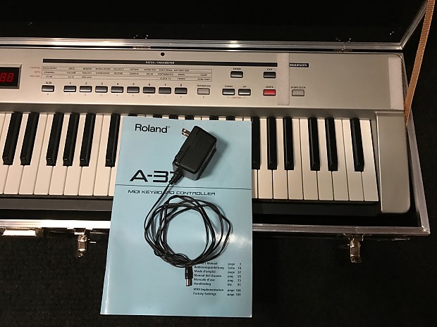 Roland A-37 MIDI Keyboard Controller with Case | Reverb