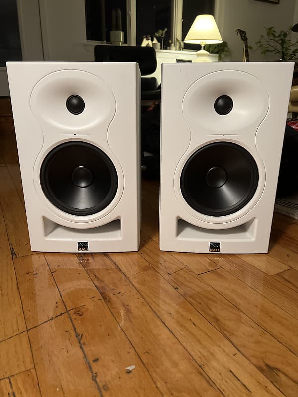 Kali Audio LP6 White Studio Monitors (Pair) Reverb
