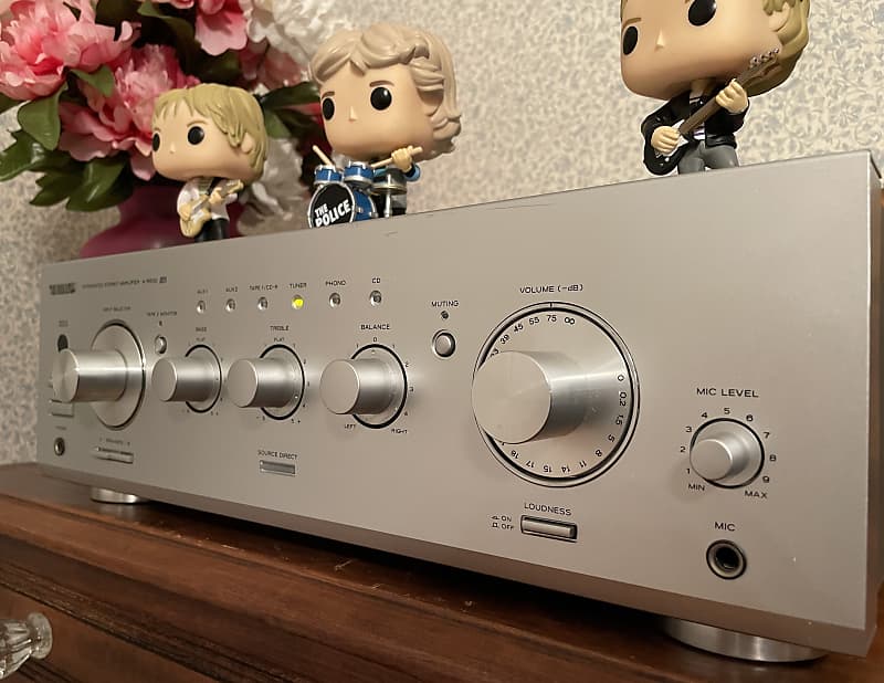 TEAC A-R630 Integrated Amplifier. Near Mint! Comes With 100V TEAC A-R630 Integrated Amplifier. Near Mint! Comes With 100V
