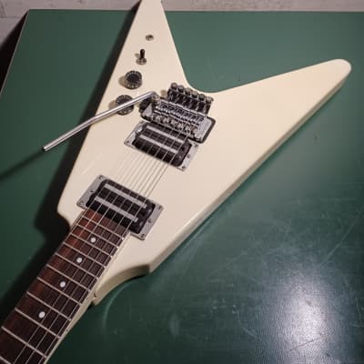Fernandes BSV 80's White Flying V Made in Japan | Reverb