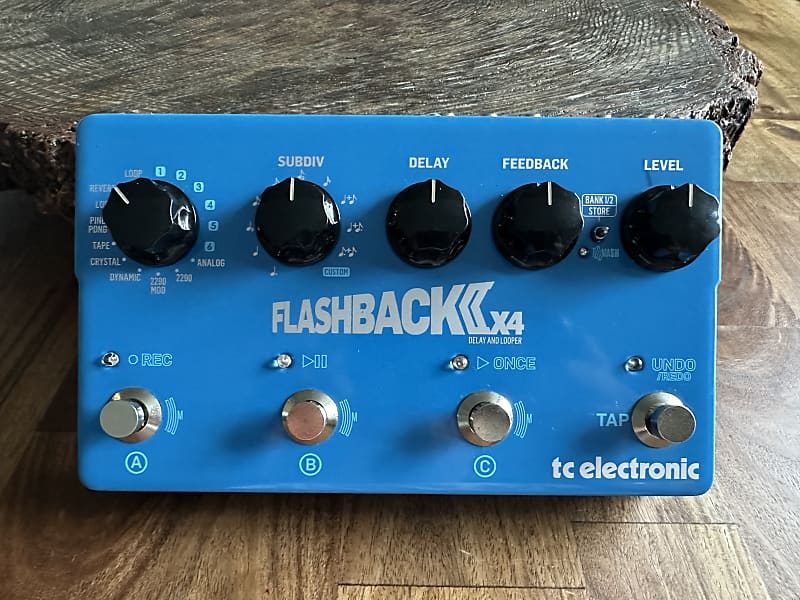 TC Electronic Flashback 2 X4 Delay and Looper Pedal