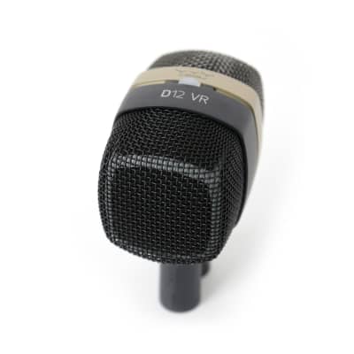 AKG D12 Large Diaphhragm VR Active Dynamic Microphone for Kick Drum and Bass image 9