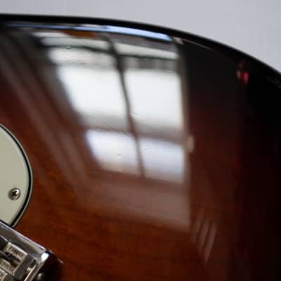 Fender American Professional Stratocaster Left-handed - 3-Color Sunburst with Maple Fingerboard image 15