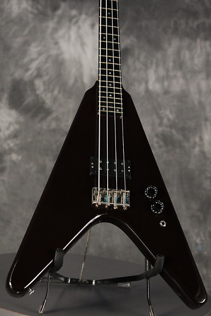 Kramer flying v bass top