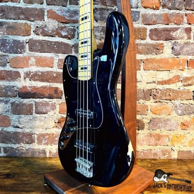 Squier Classic Vibe 70s Jazz Bass Lefty Electric Bass (2020s - Black RELIC) image 4