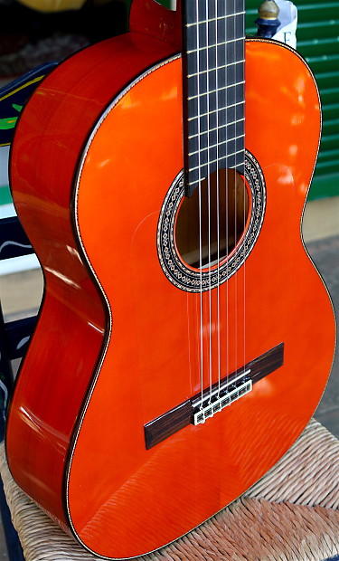 Flamenco guitar Juan Montes