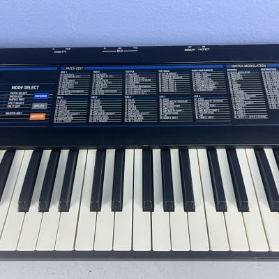 Oberheim Matrix 6 61-Key 6-Voice Synthesizer | Reverb