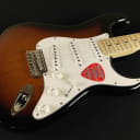 Fender American Special Stratocaster - Maple Fingerboard - 2-Color Sunburst 0115602303 (796)