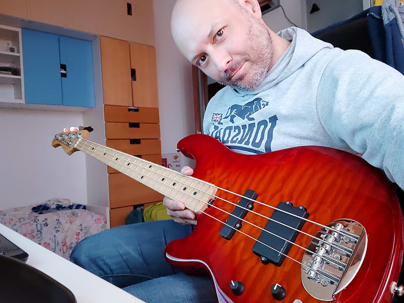 Lakland Skyline Japan Series SK-4DX Cherry Sunburst / Maple FB