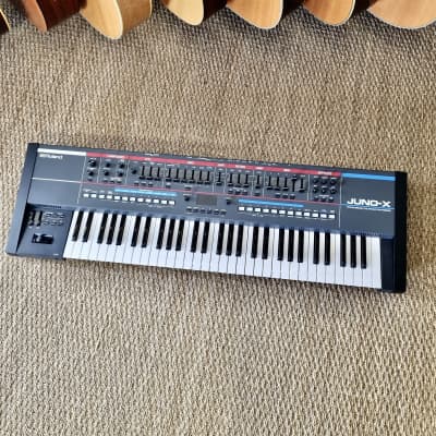 Roland Juno-X 61-Key Programmable Polyphonic Synthesizer